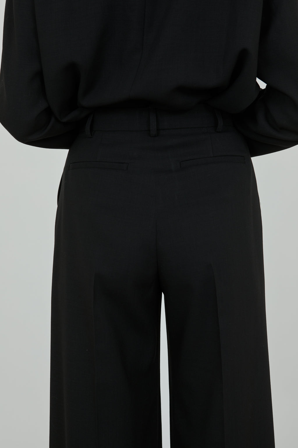 Dalida trousers | Black - Virgin wool