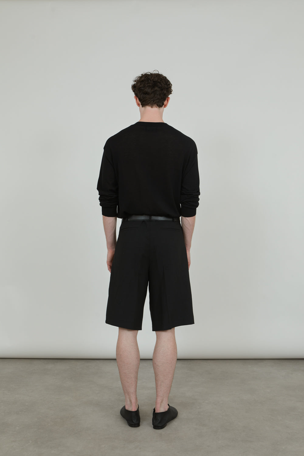 Frank Shorts | Black - Virgin wool