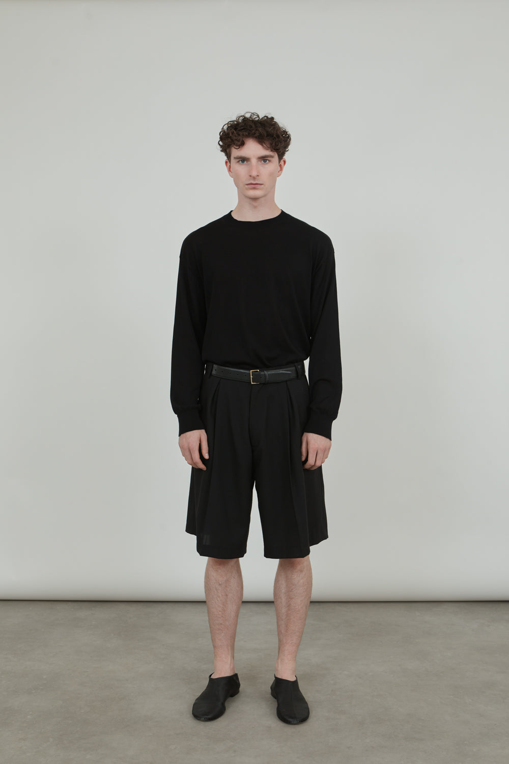 Frank Shorts | Black - Virgin wool