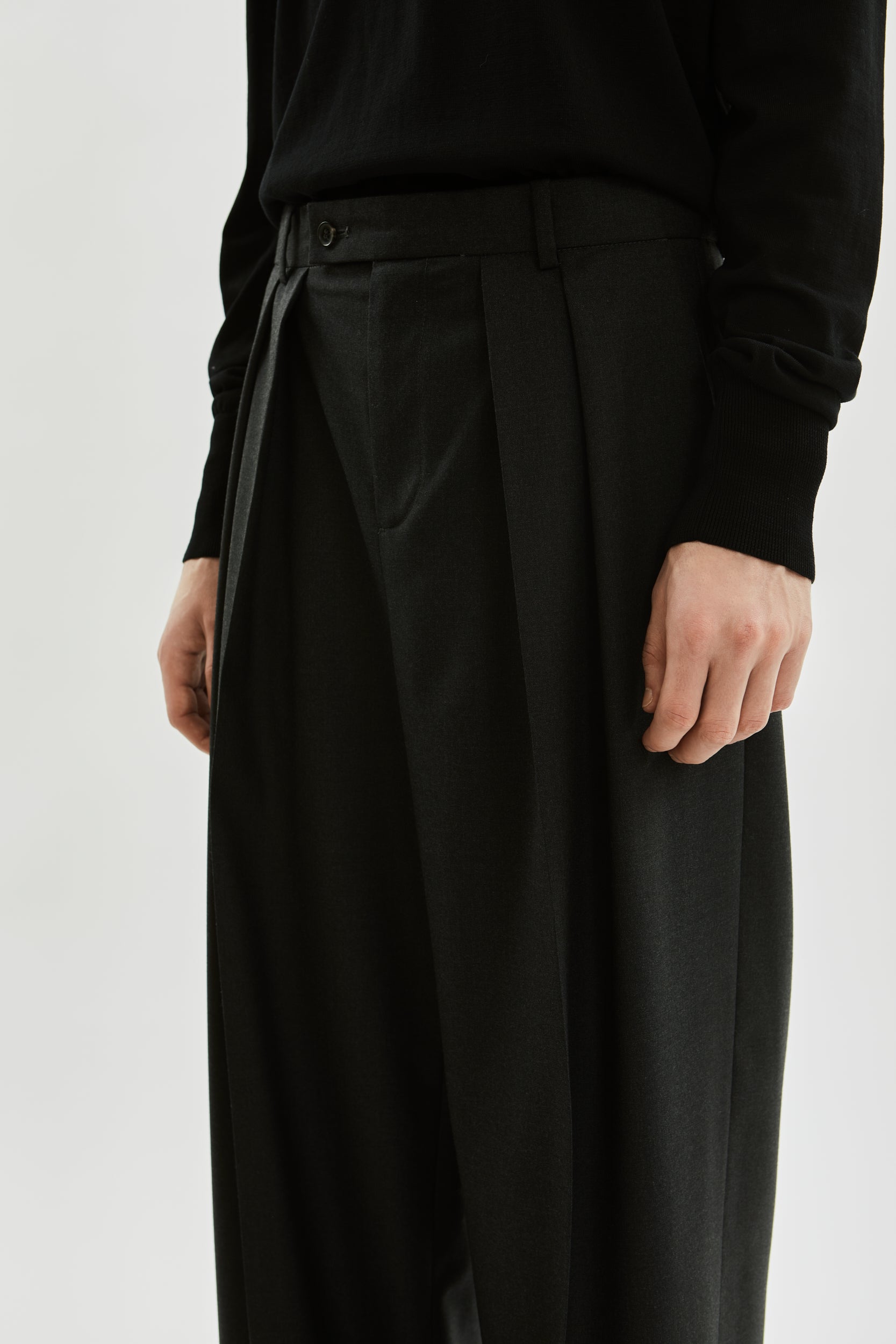 Ira trousers | Dark grey - Virgin wool