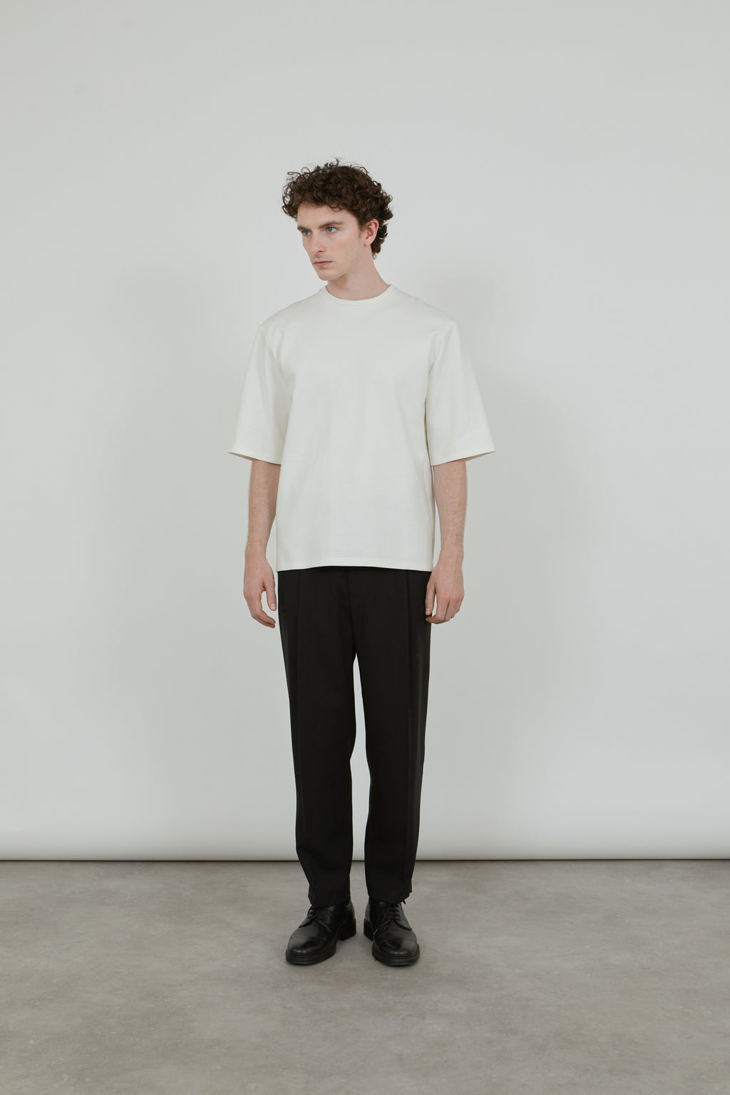 Alfred T-shirt | Off white - Organic cotton