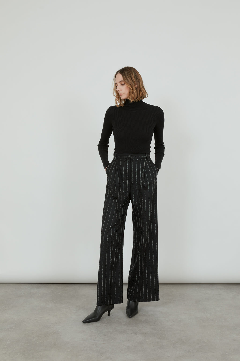 Dalida trousers | Black Striped - Wool blend