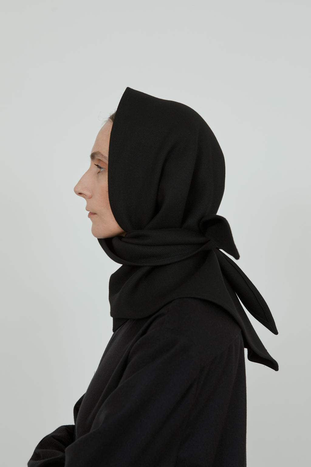Yolanda head scarf | Black - Recycled wool