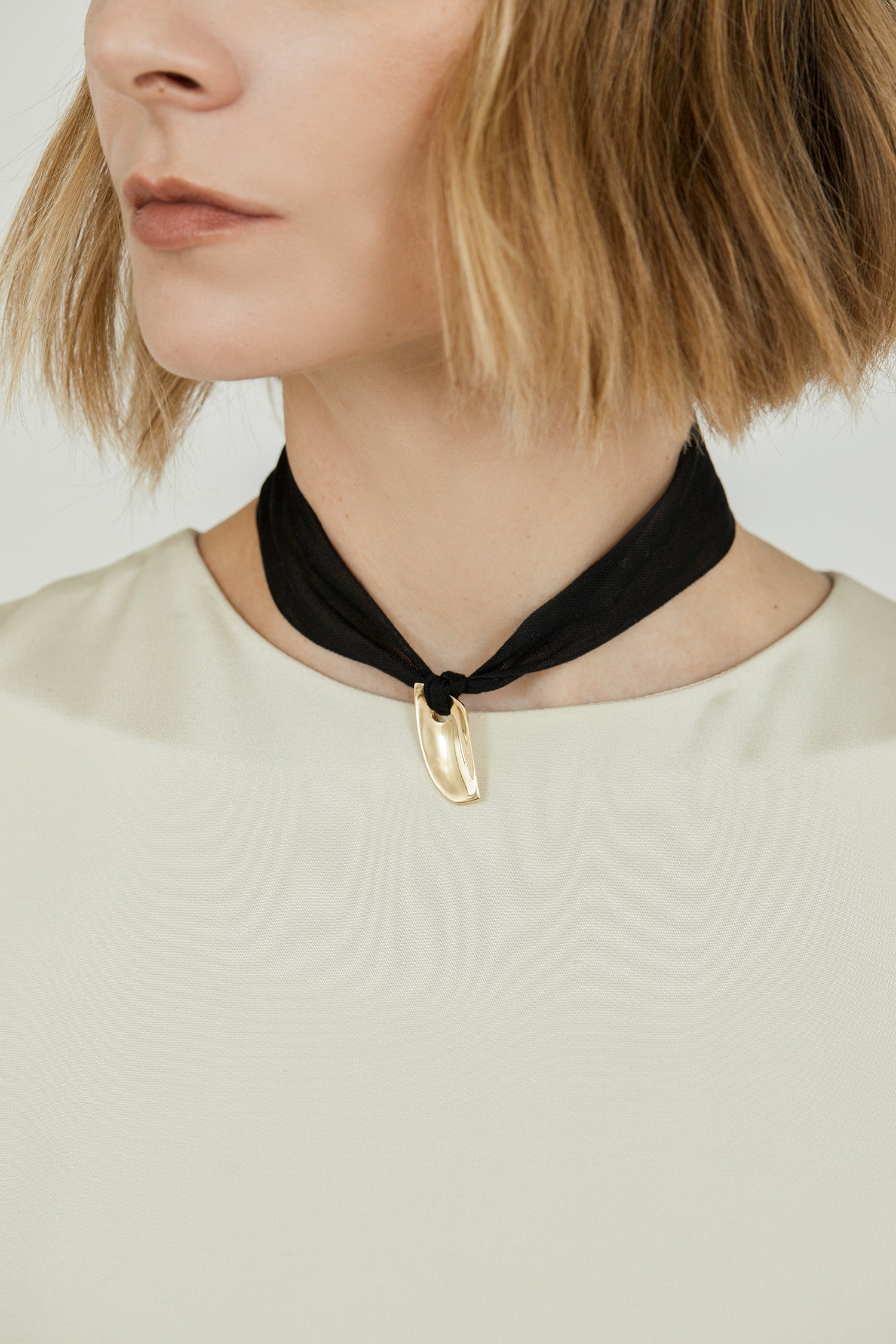 Khalo pendant | 18K gold