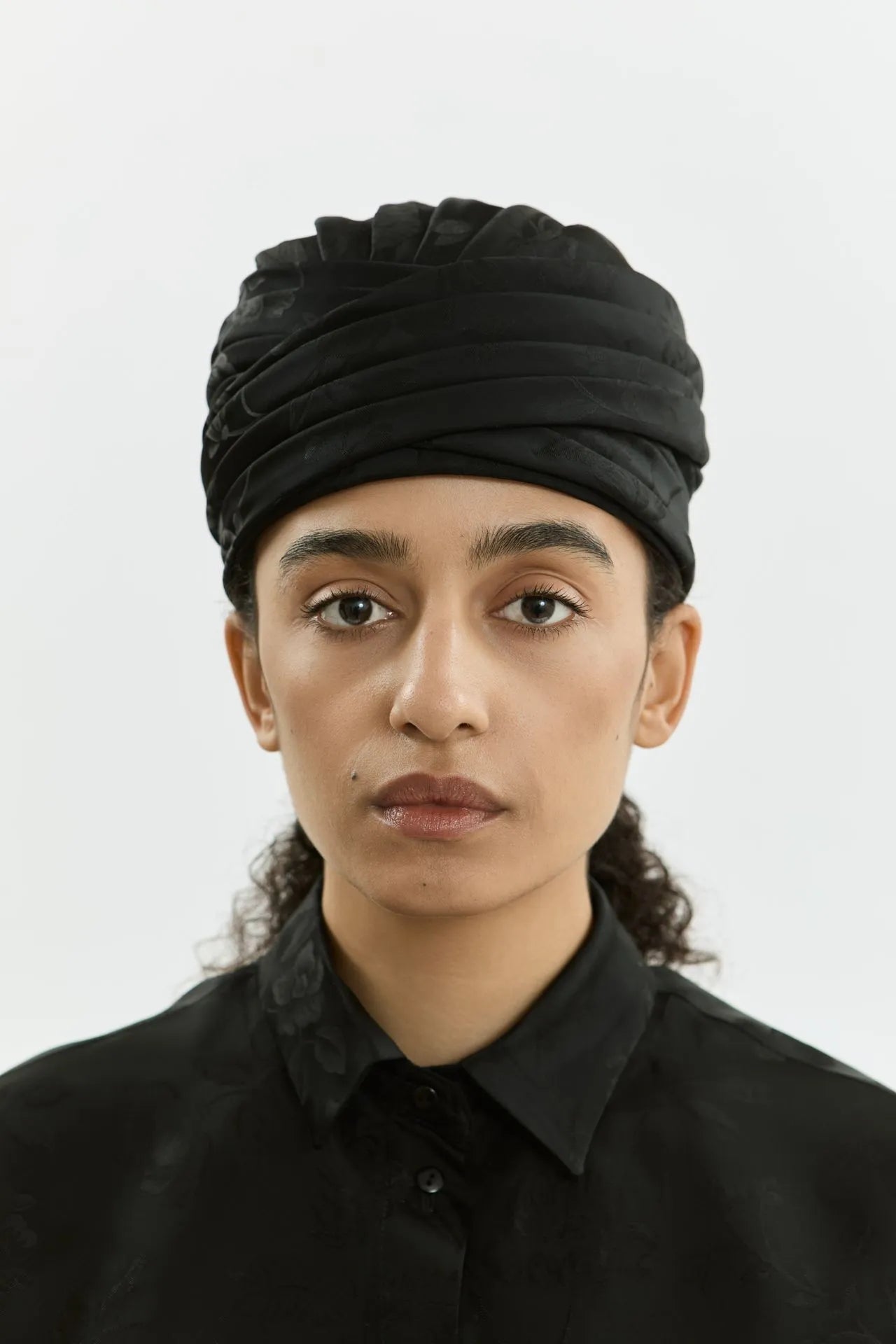 Tahia hat | Black - Viscose silk blend