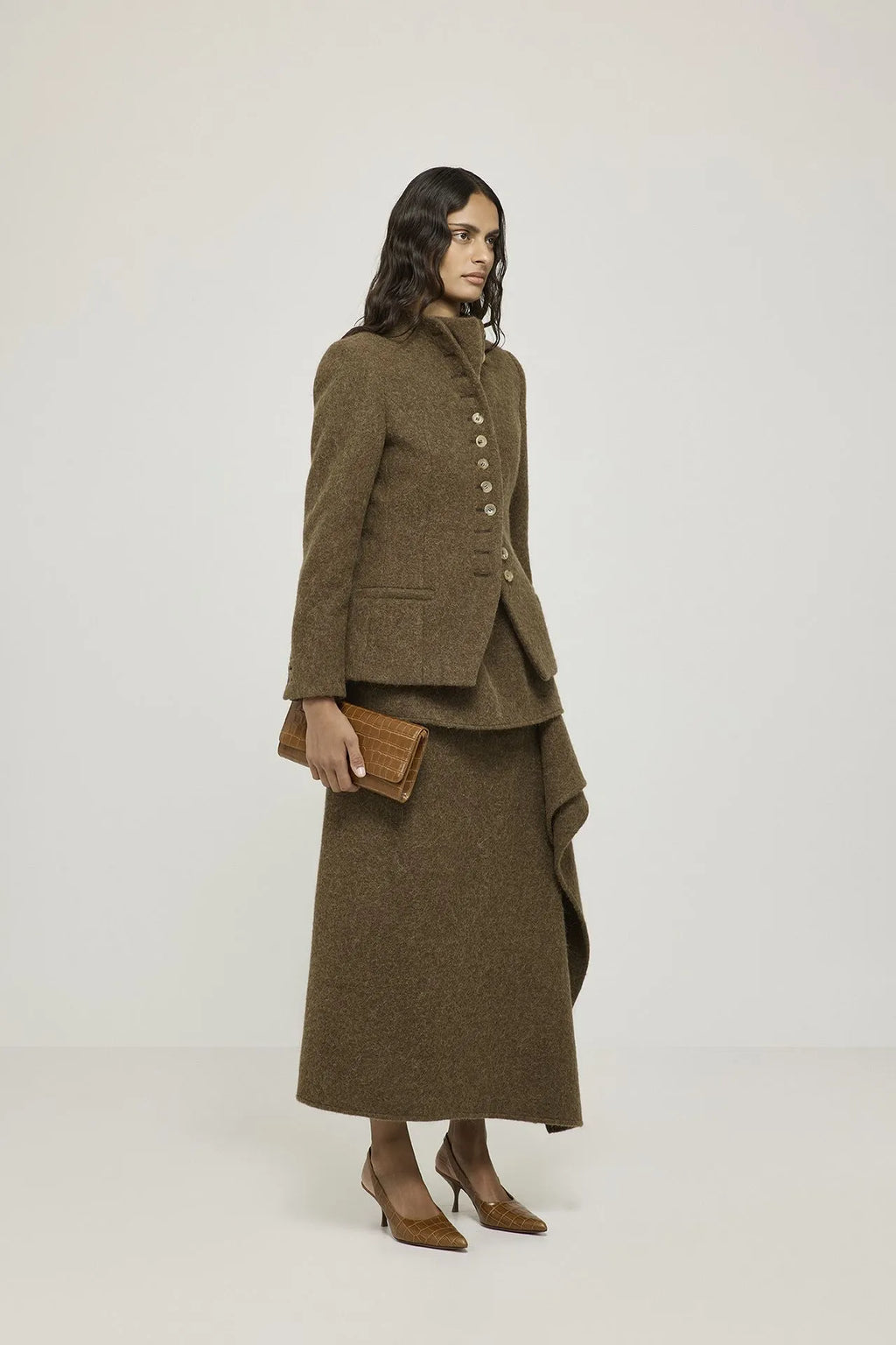 Margaret fitted blazer in brown alpaca wool, viewed from the right.