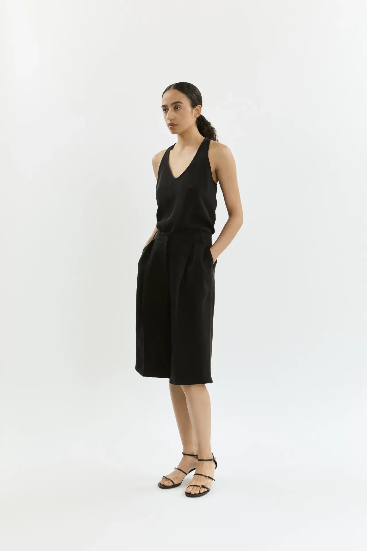 Piper bermuda shorts | Black - Linen silk blend