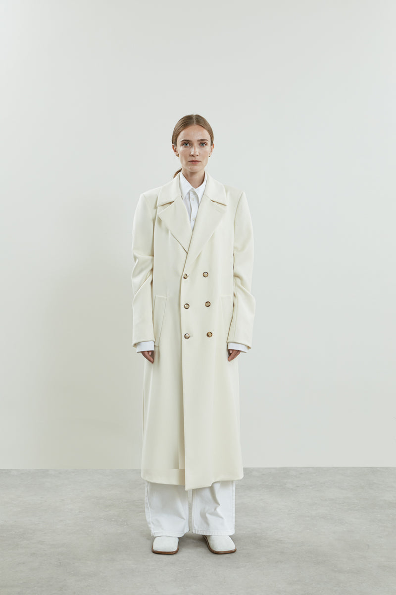 Off-white Achilles coat in virgin wool.