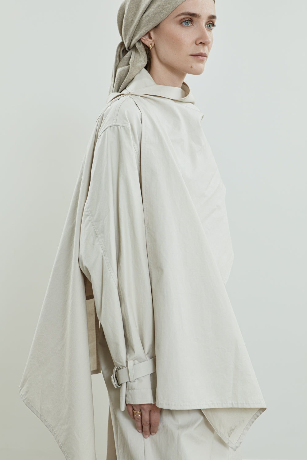 Alex coat & Macha scarf | Beige - Water repellent cotton