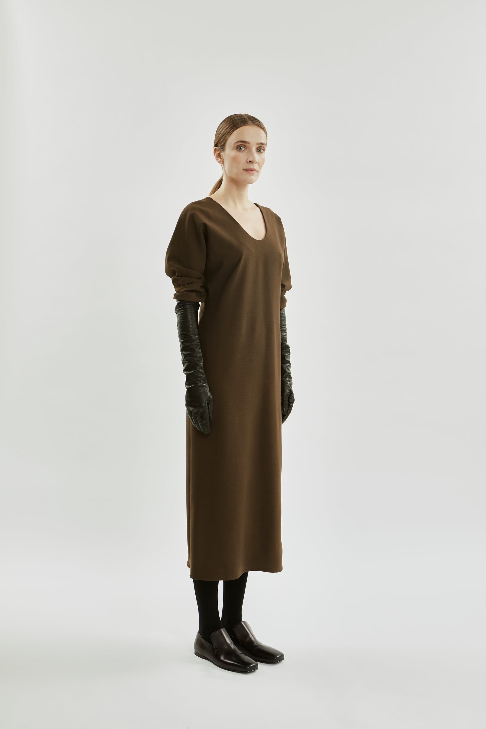 Angelina dress | Khaki - Virgin wool blend
