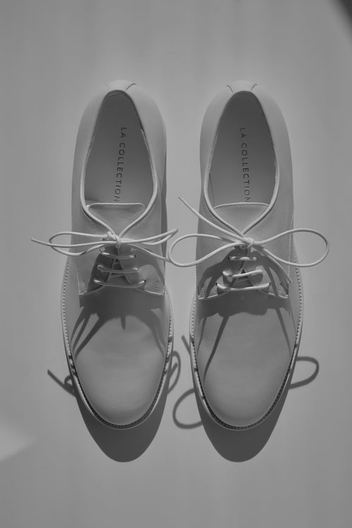 La Collection Ari shoes, cream lace-up Derby