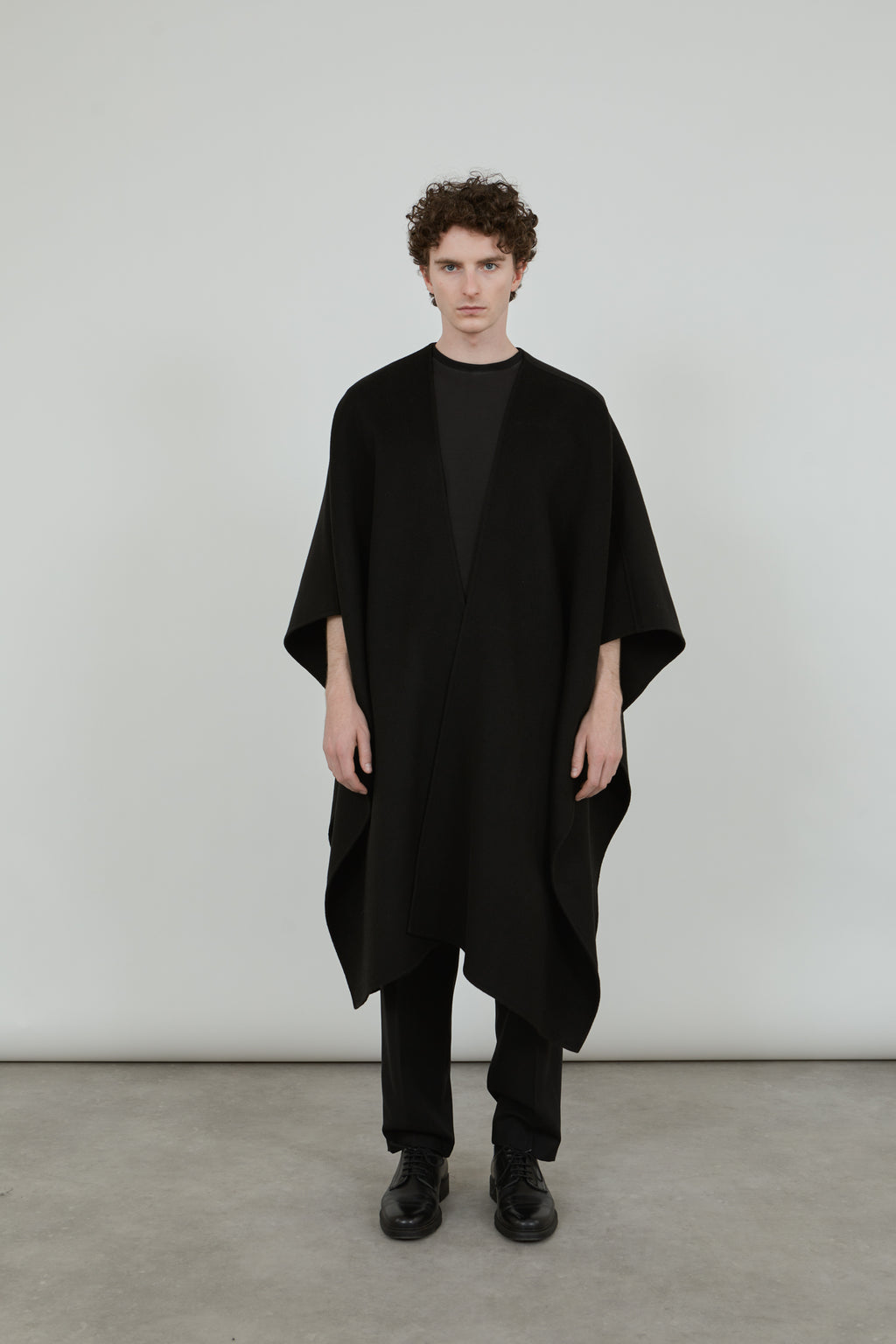 Aspen poncho | Black - Wool
