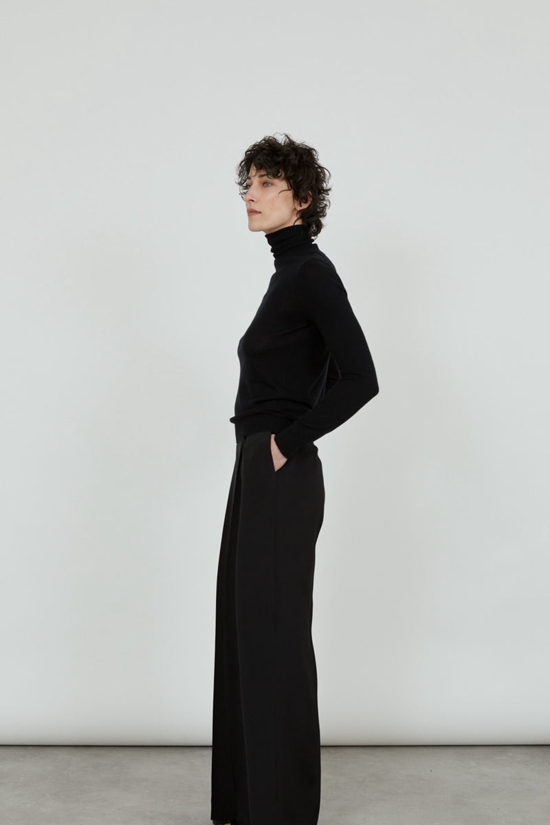 Frederica turtleneck knit | Black - Ultrafine merino-cashmere-silk blend