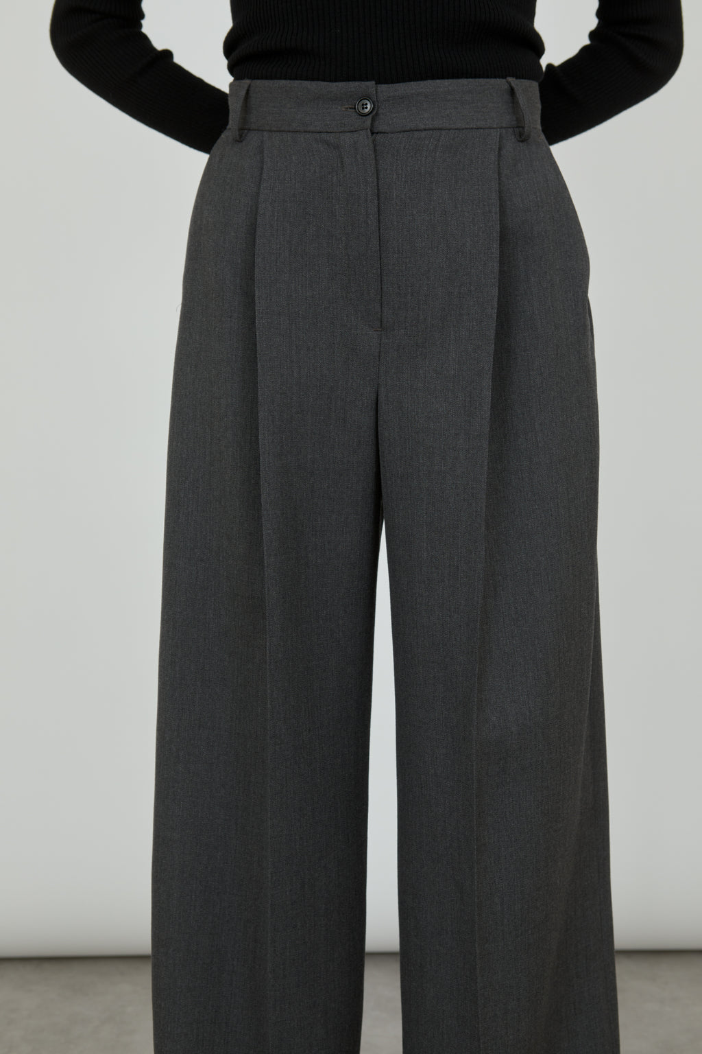 Dalida trousers | Dark Grey - Virgin wool