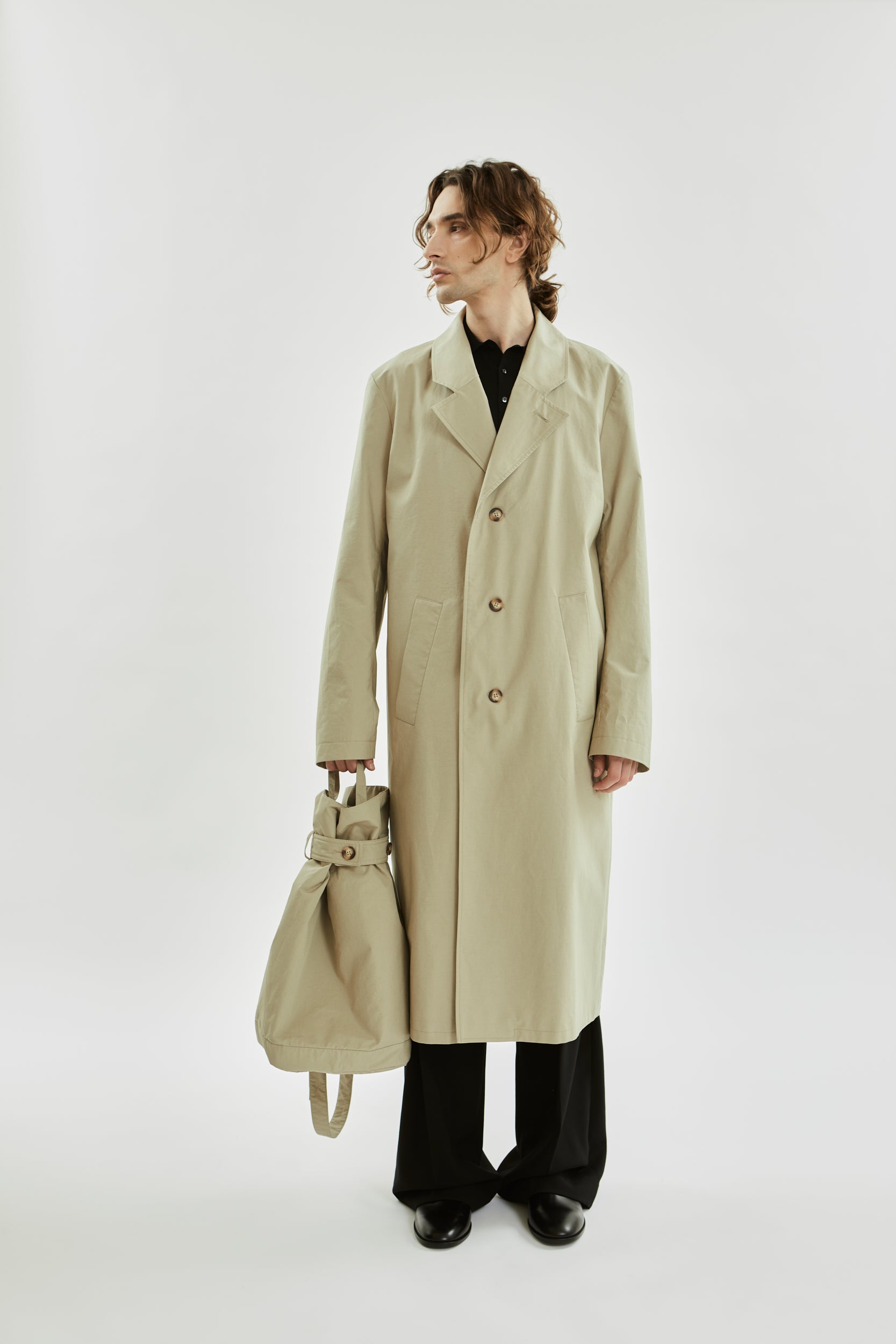 La Collection – Ezra Coat in Beige Water-Repellent Organic Cotton
