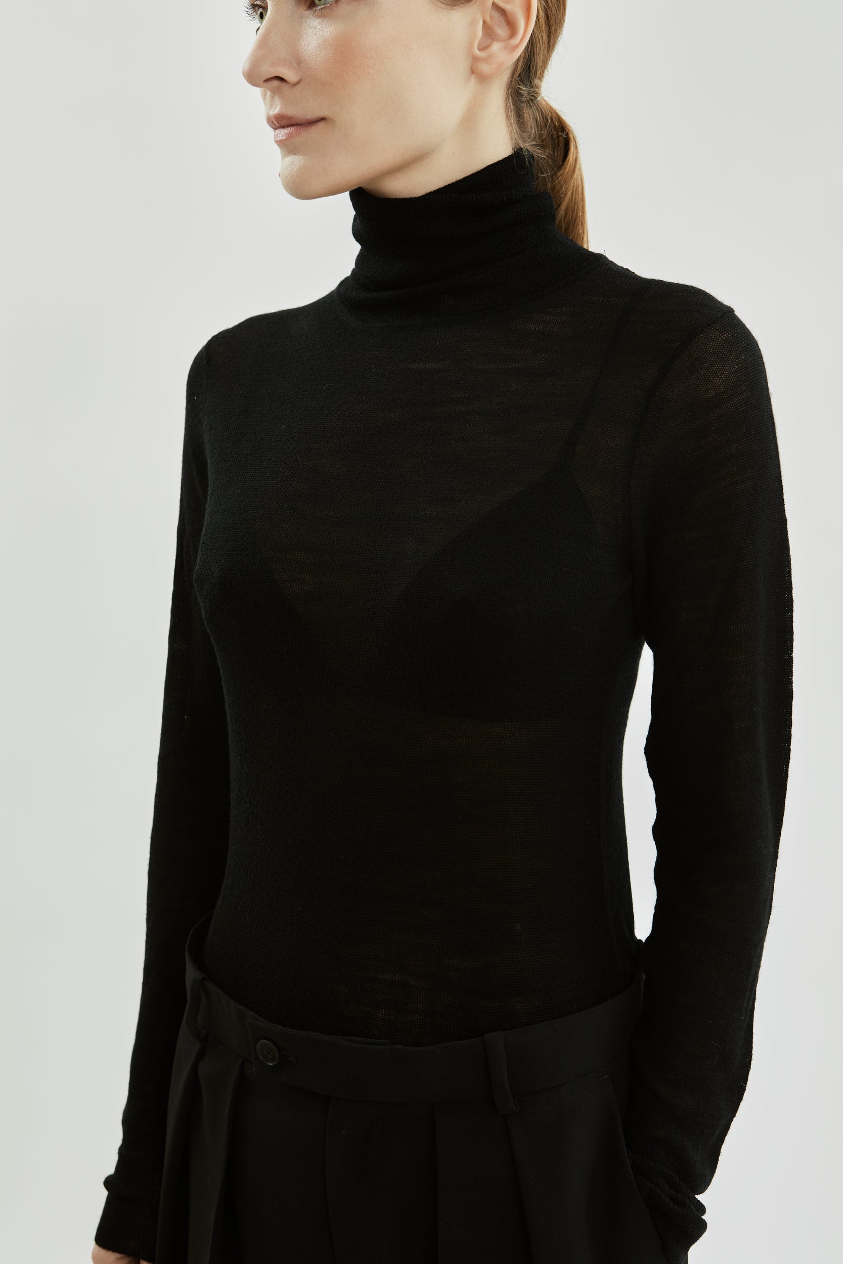 Frederica sheer | Black - Extra fine merino