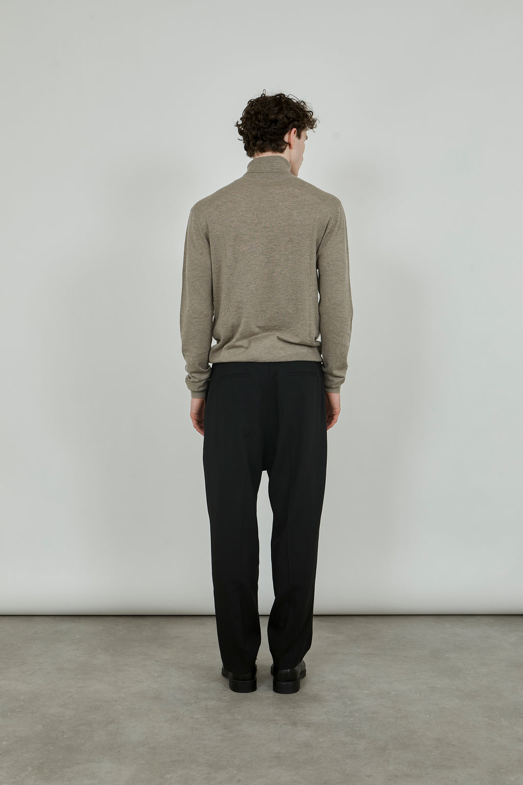 Fred turtleneck knit | Biscuit - Ultrafine merino-cashmere-silk blend