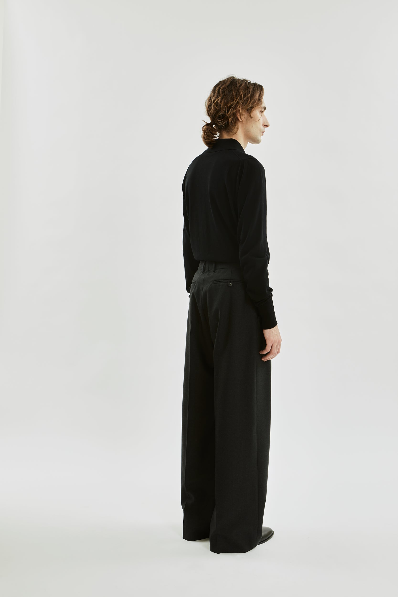 Ira trousers short | Dark grey - Virgin wool