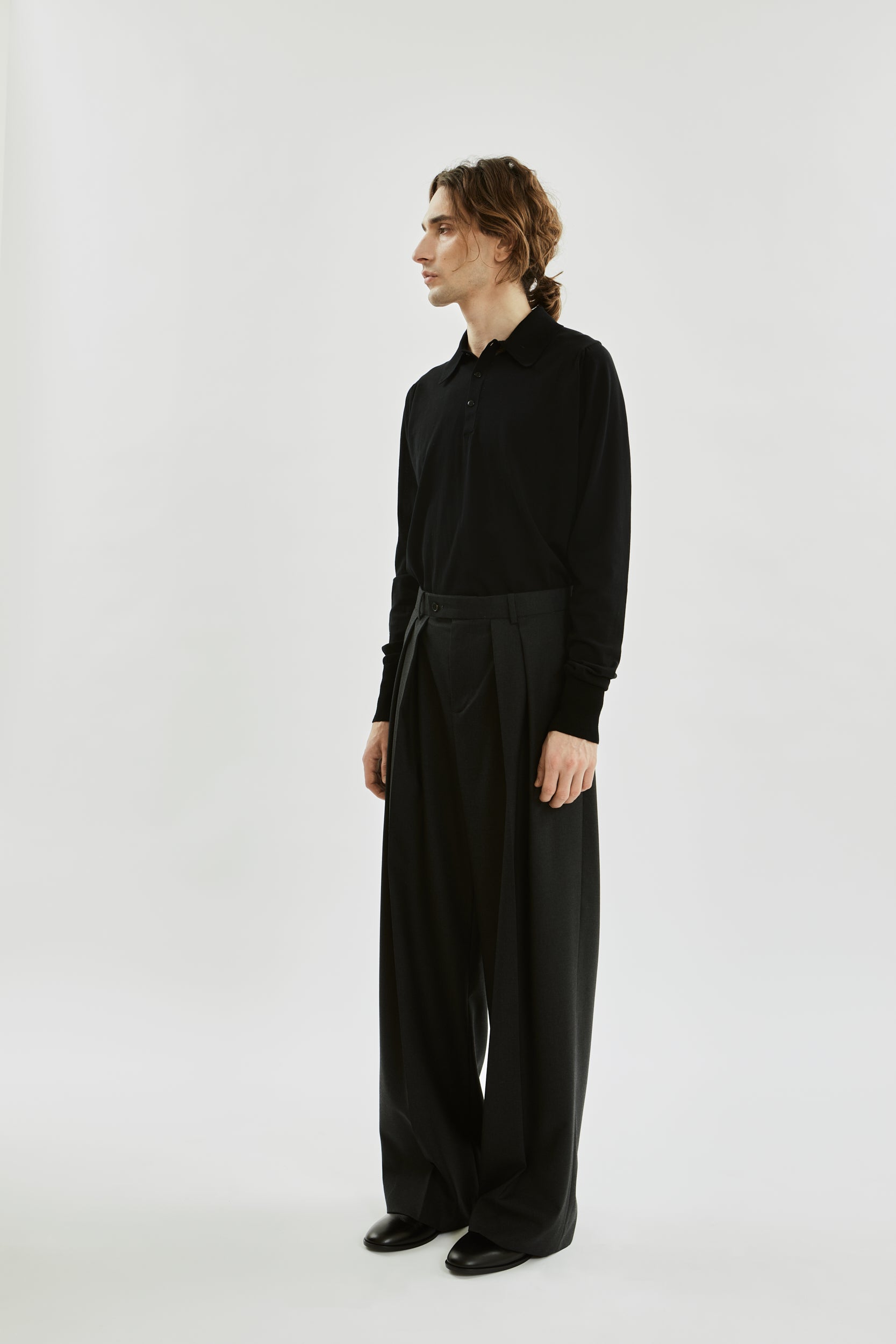 Ira trousers short | Dark grey - Virgin wool