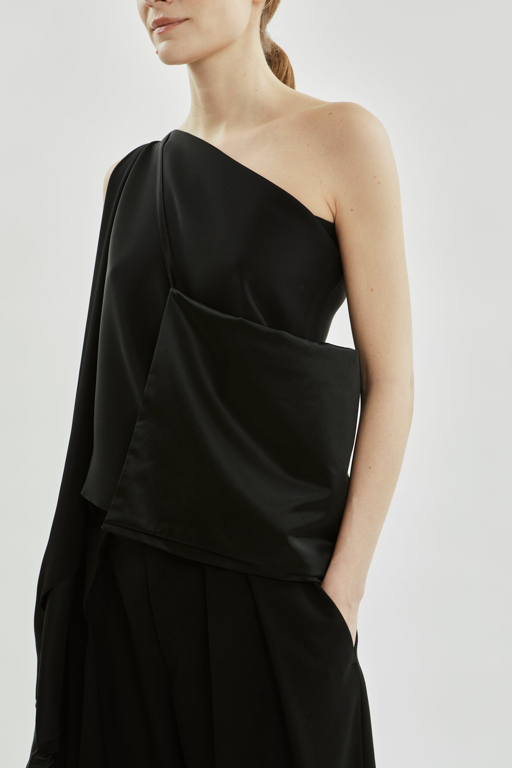 Irini beltbag | Black - Satin silk