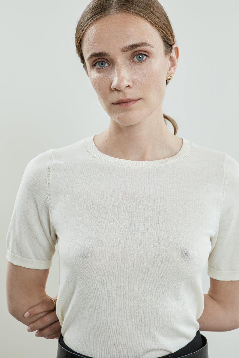 Close-up of fabric and neckline of the Josepha knitted t-shirt.