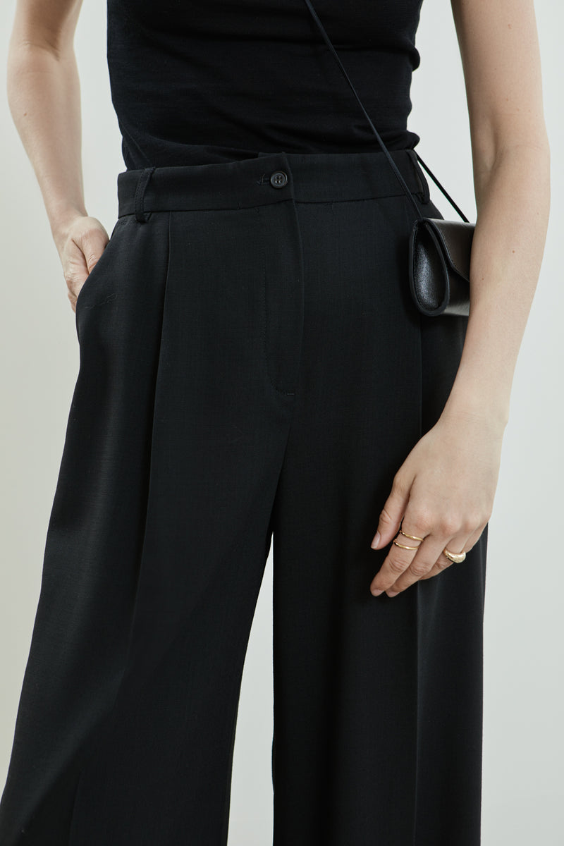 Dalida trousers | Black - Virgin wool