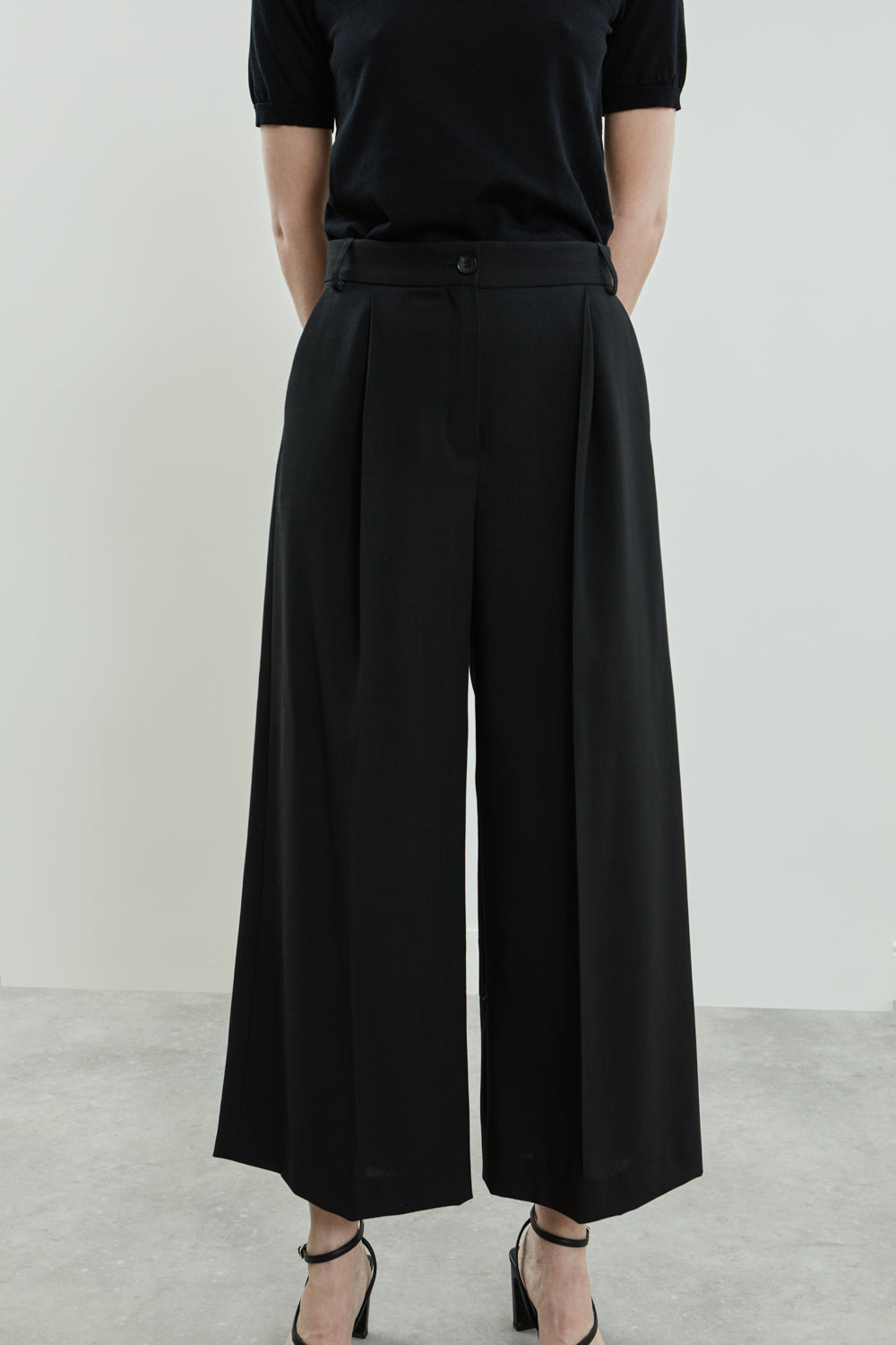 Carina trousers | Black - Virgin wool