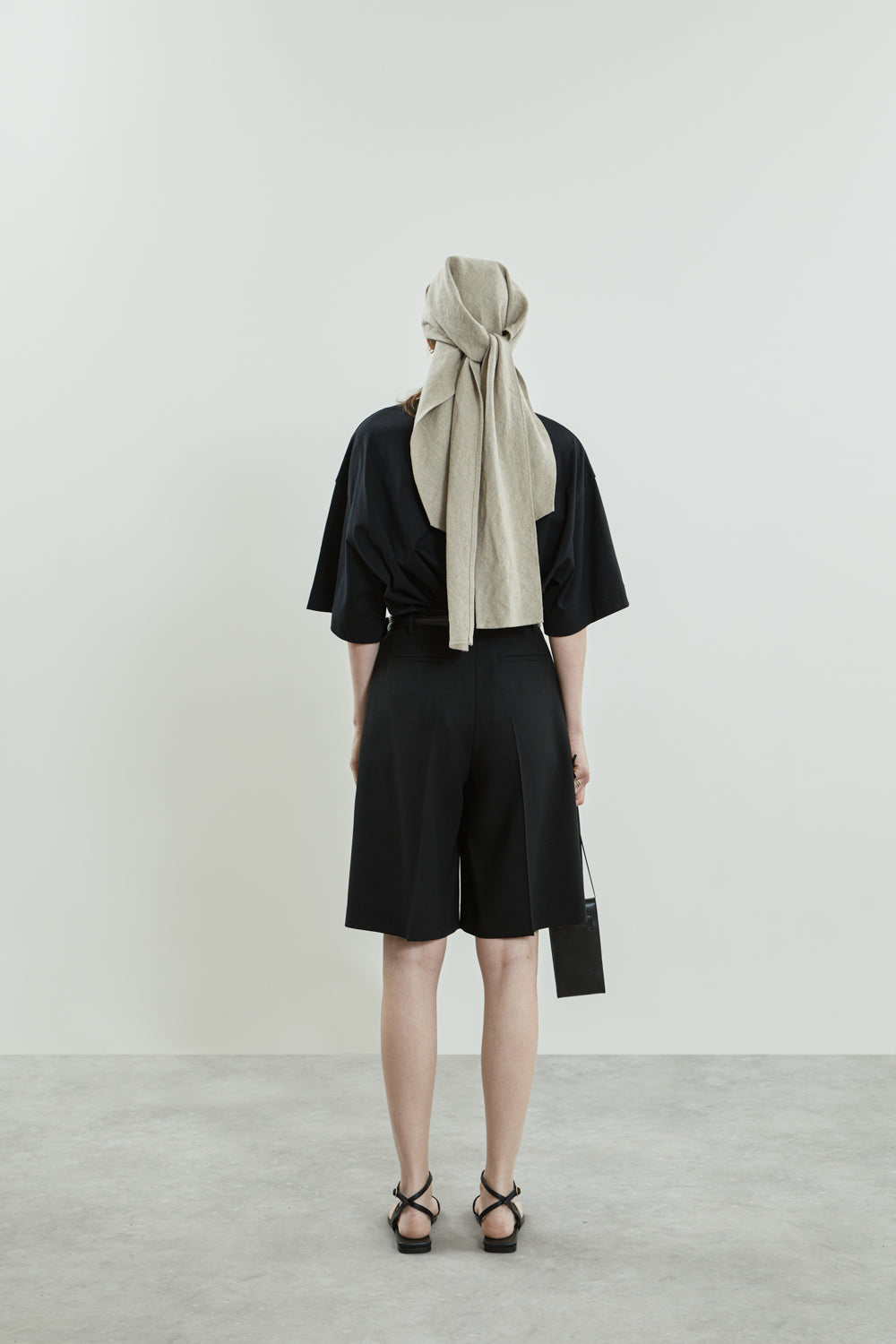 Frankie bermuda shorts | Black - Virgin wool