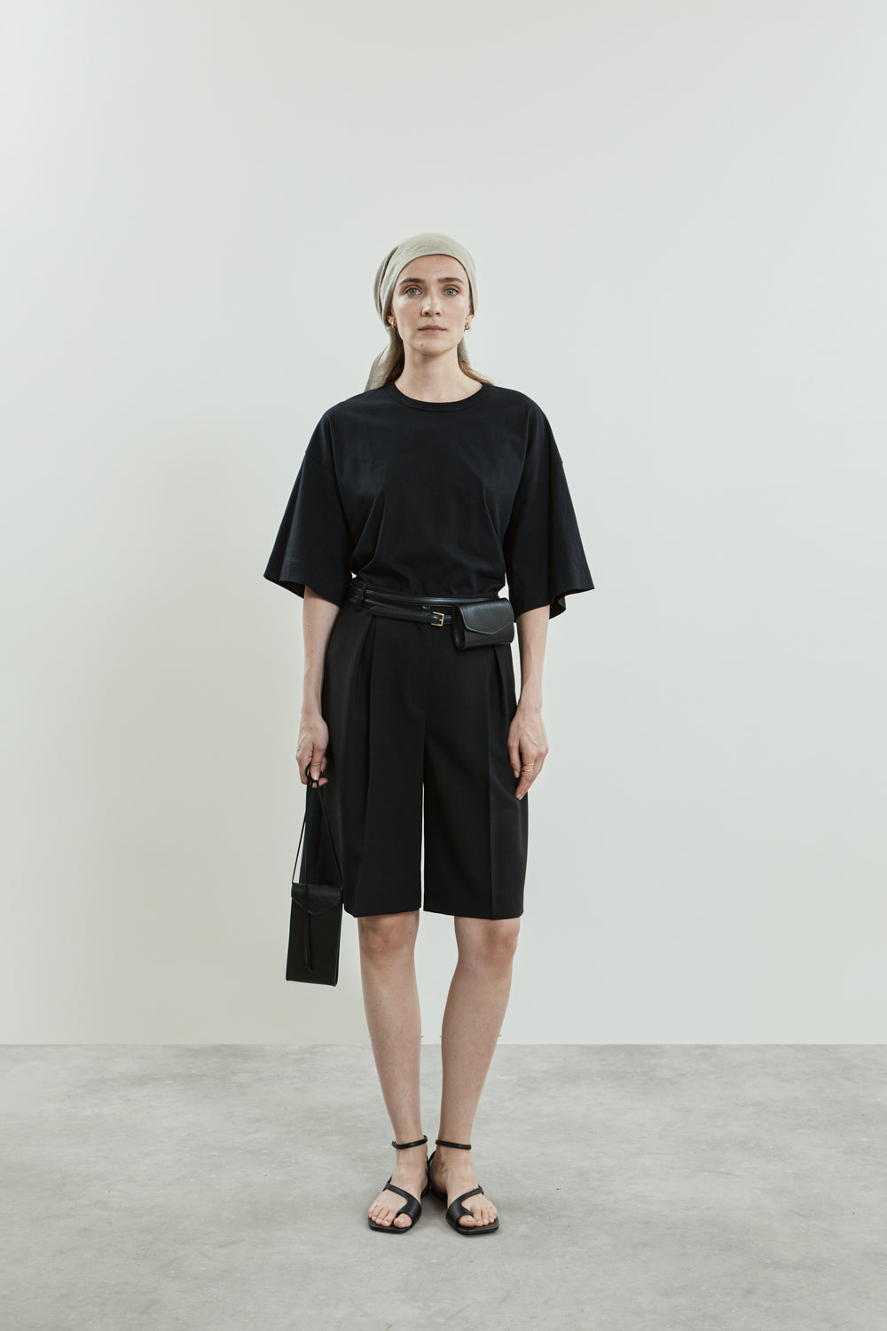 Frankie bermuda shorts | Black - Virgin wool