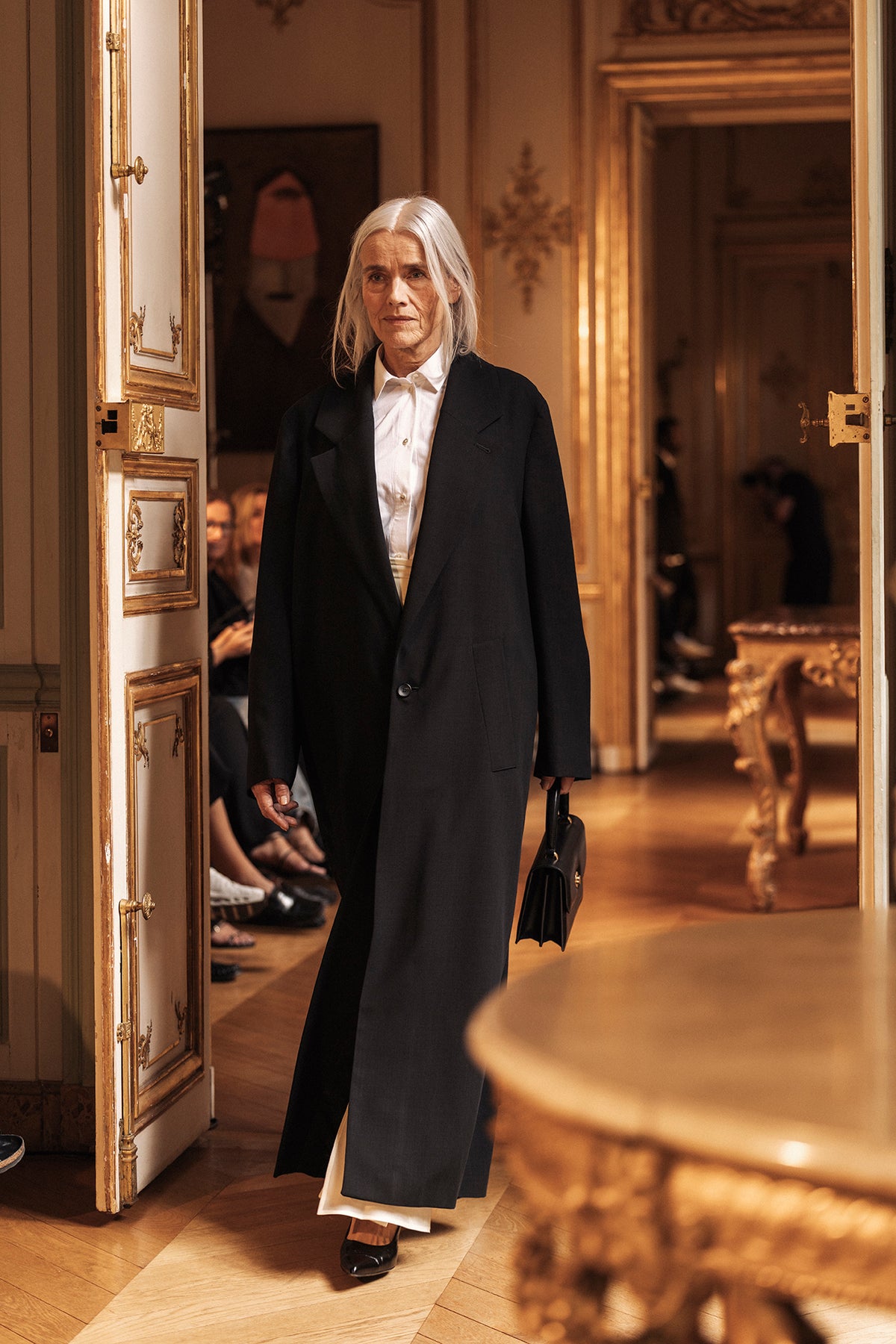 Look 2