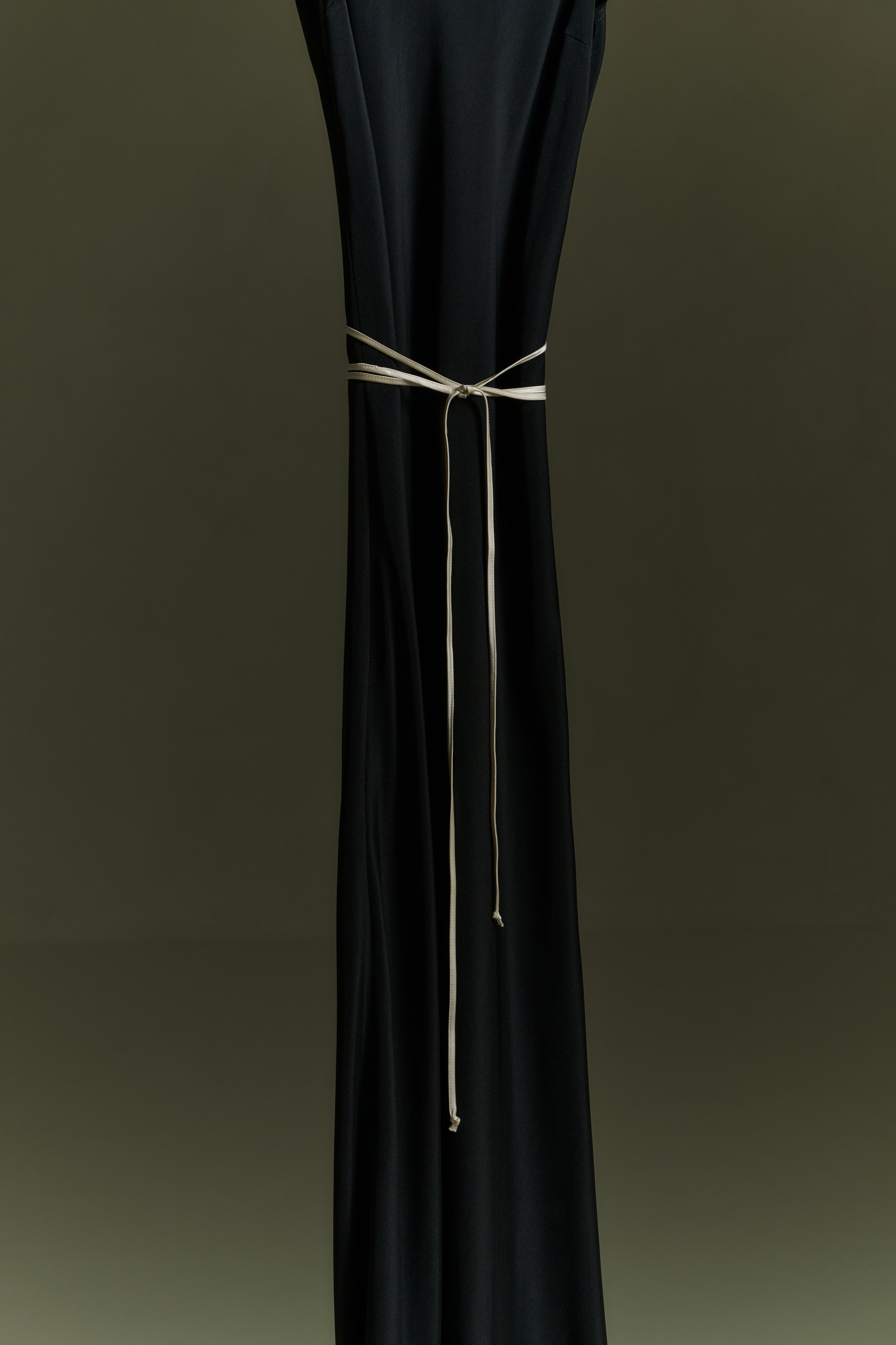 Mona strap | Off white - Satin silk