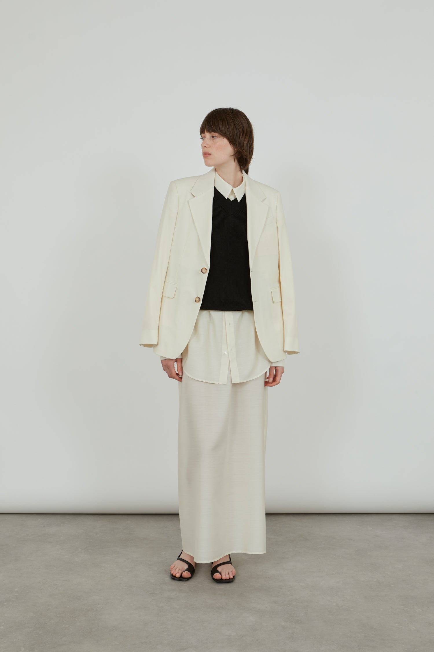 Full view of the Morris blazer in off-white virgin wool.