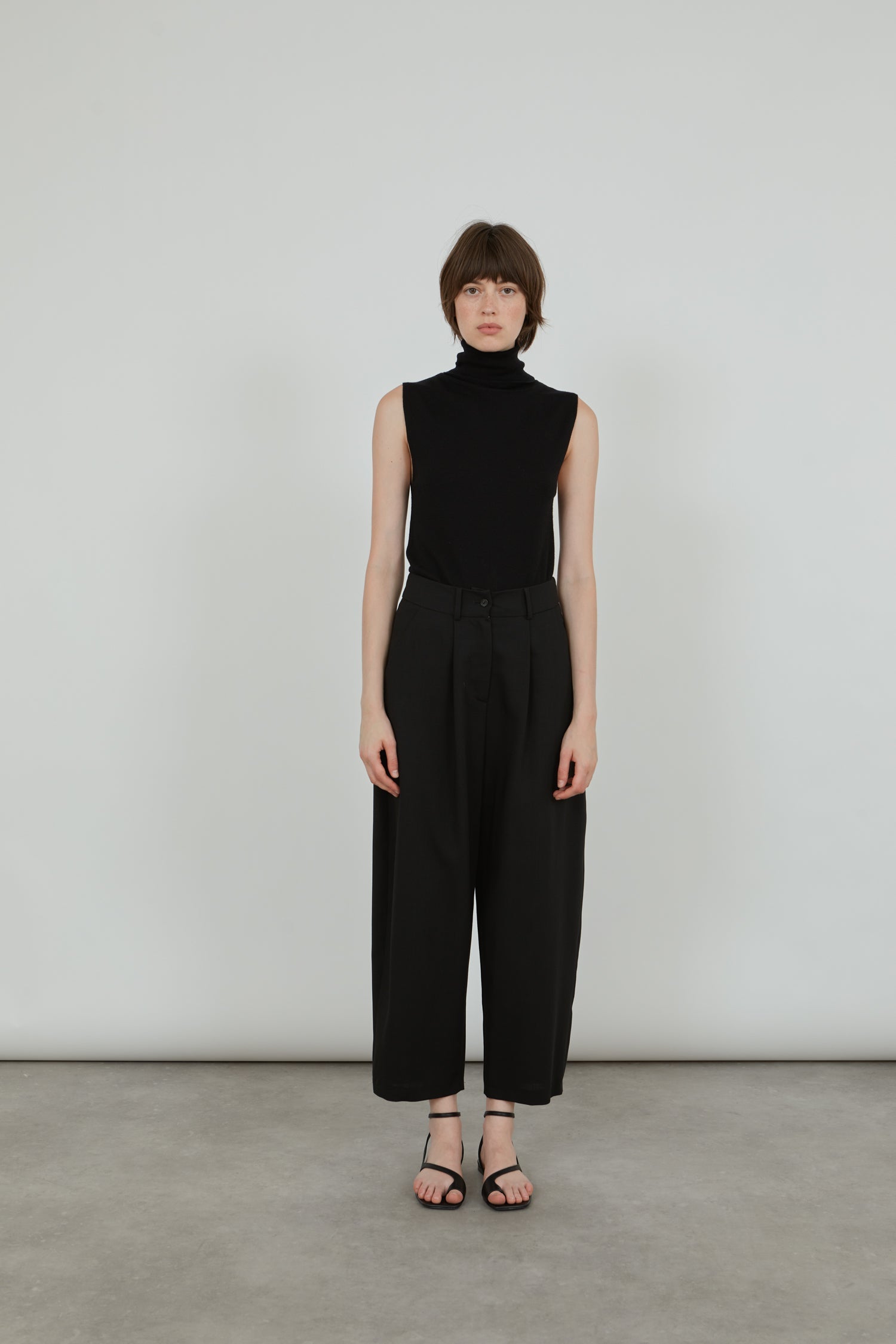 Nagi trousers | Black - Virgin wool