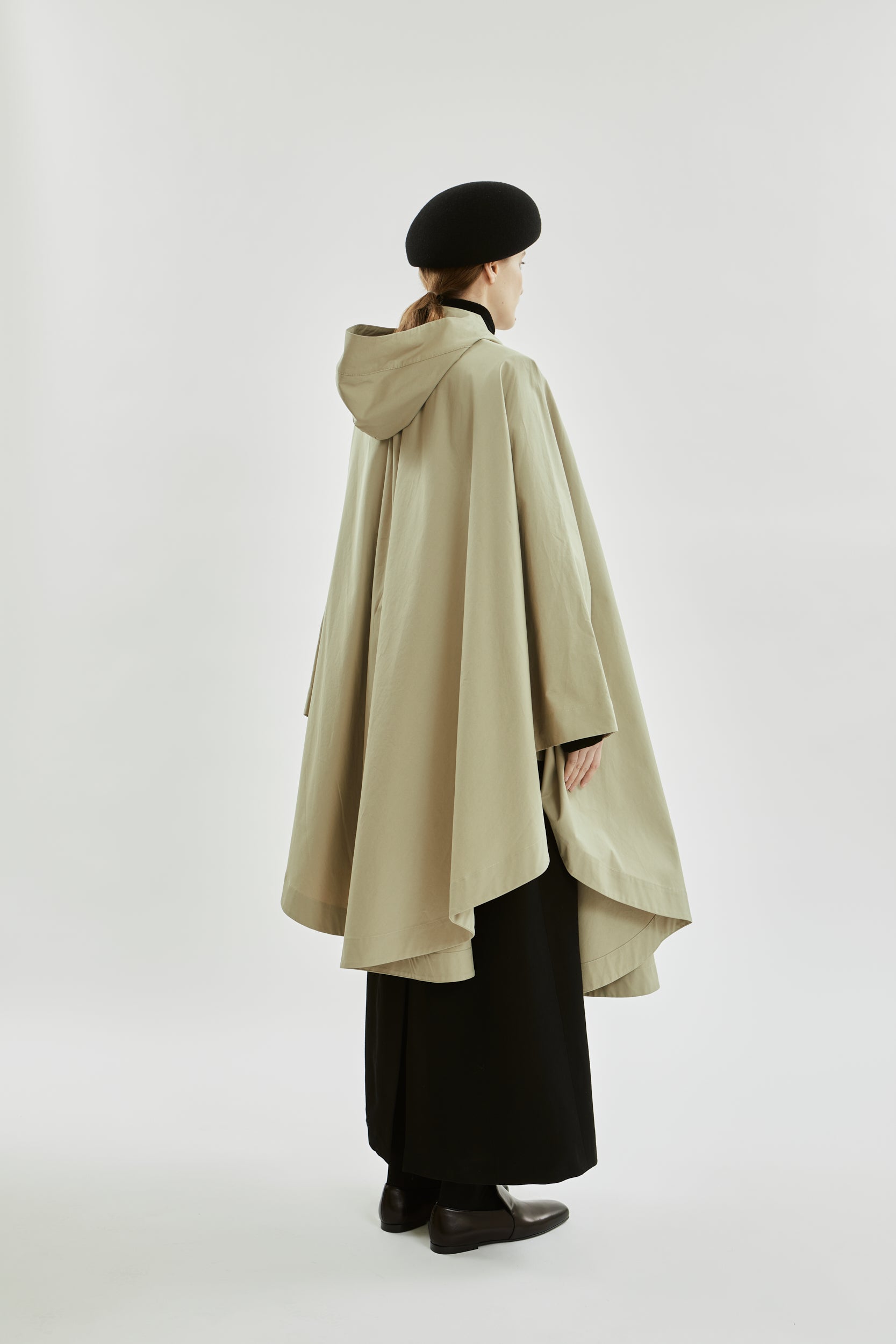 Odin poncho | Beige - Water repellent organic cotton