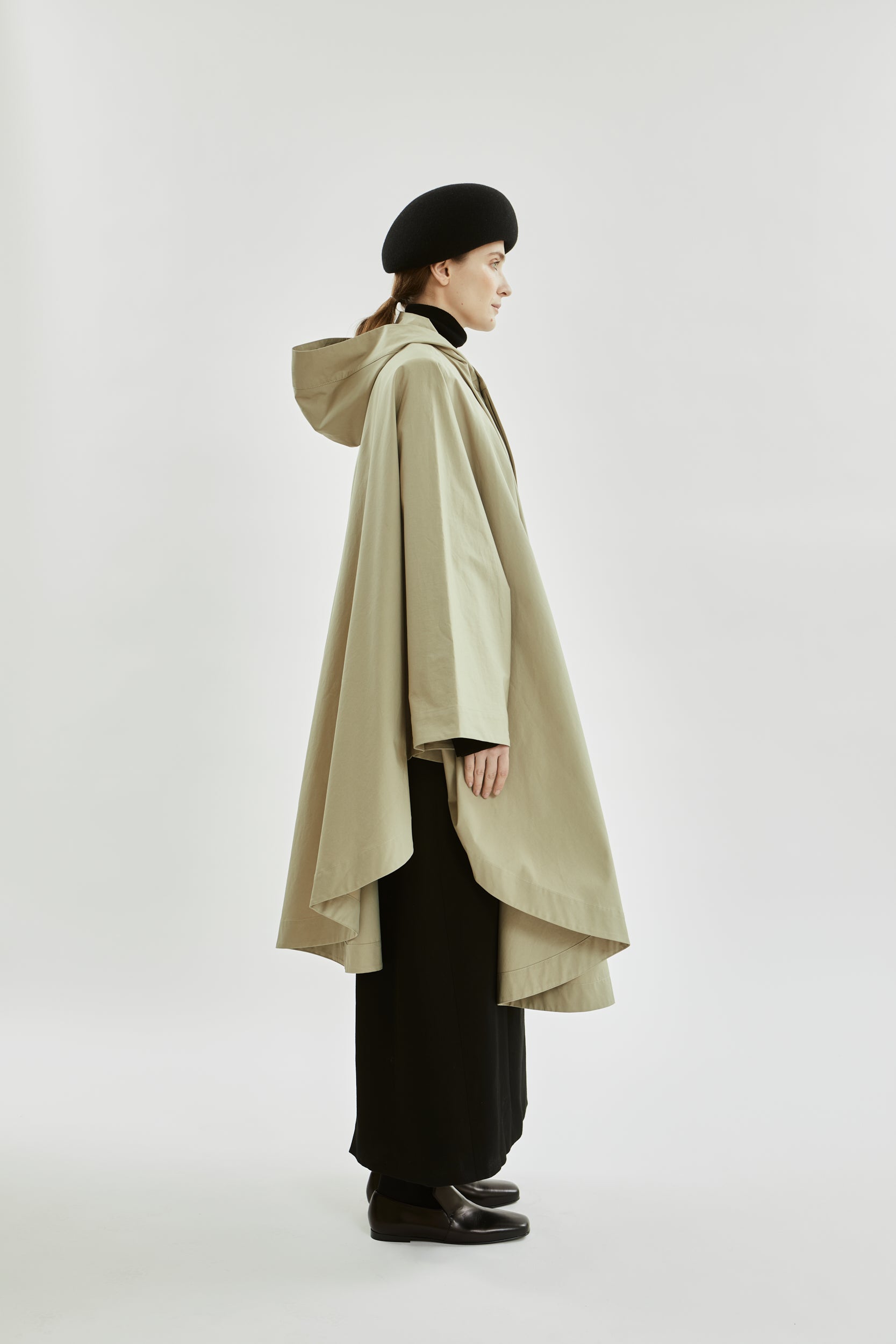 Odin poncho | Beige - Water repellent organic cotton