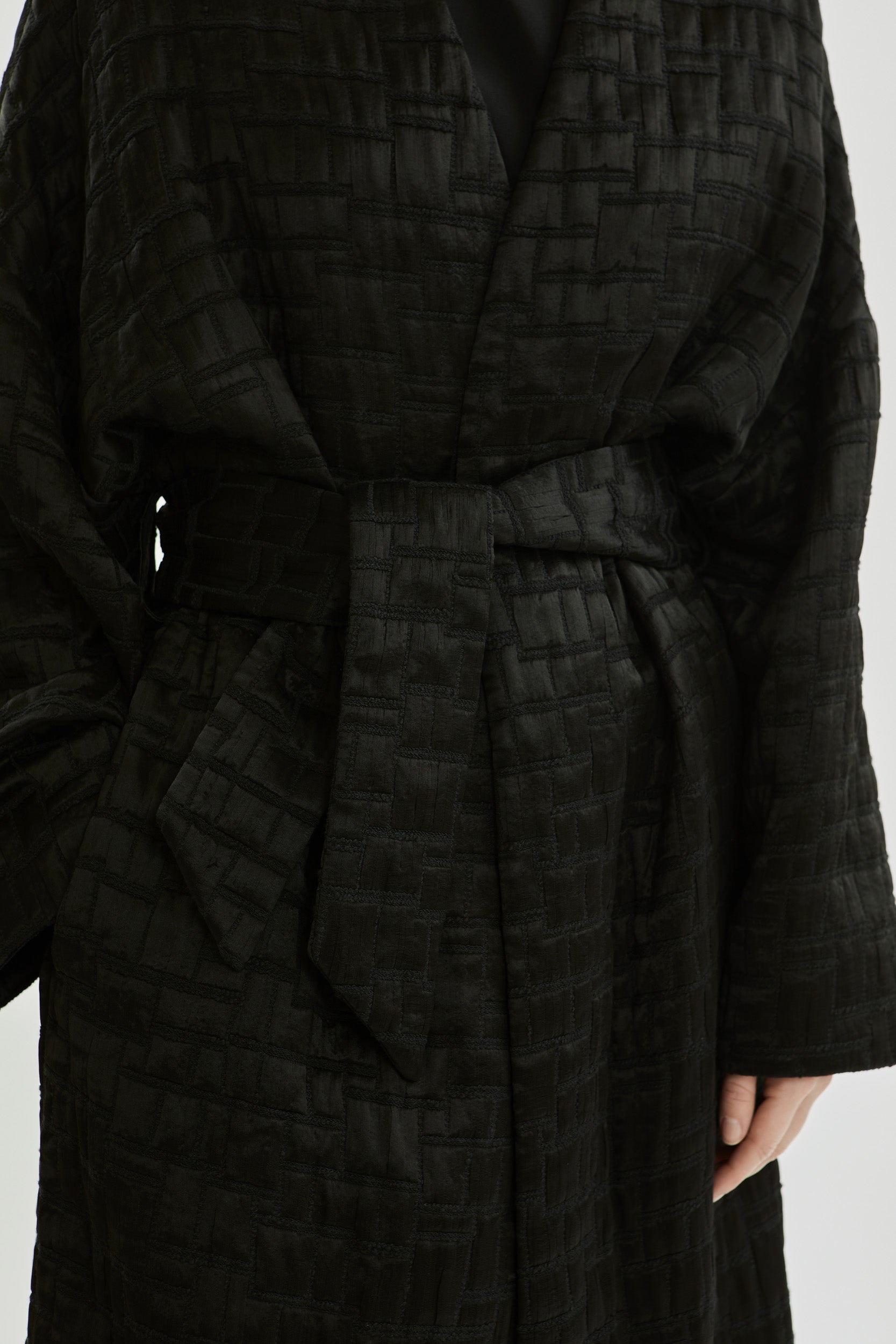Tuba A coat | Black - Satin padded