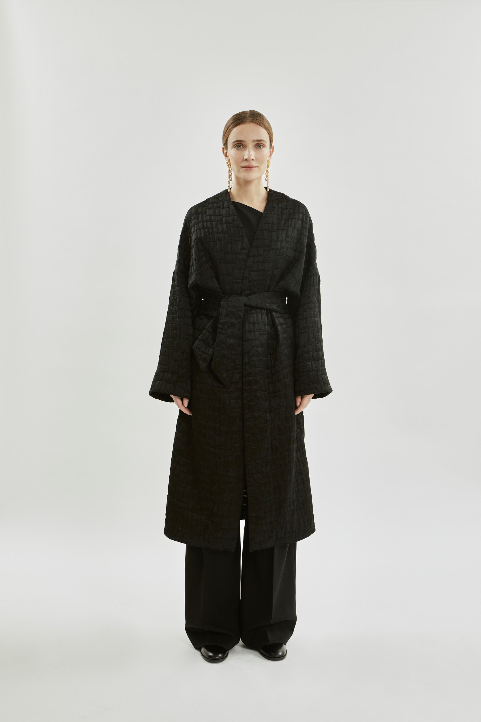 Tuba A coat | Black - Satin padded