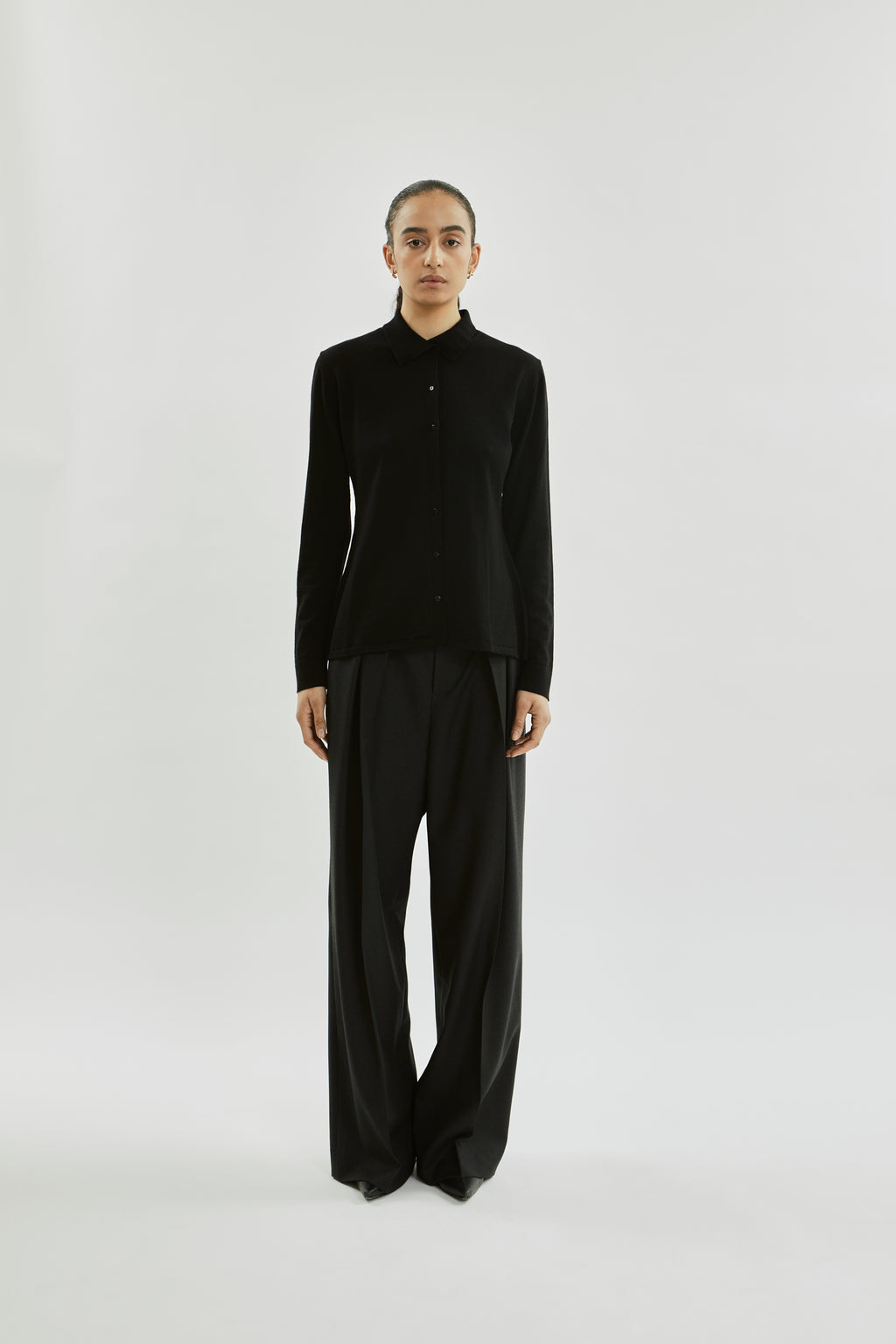 Violet cardigan | Black - Virgin merino wool