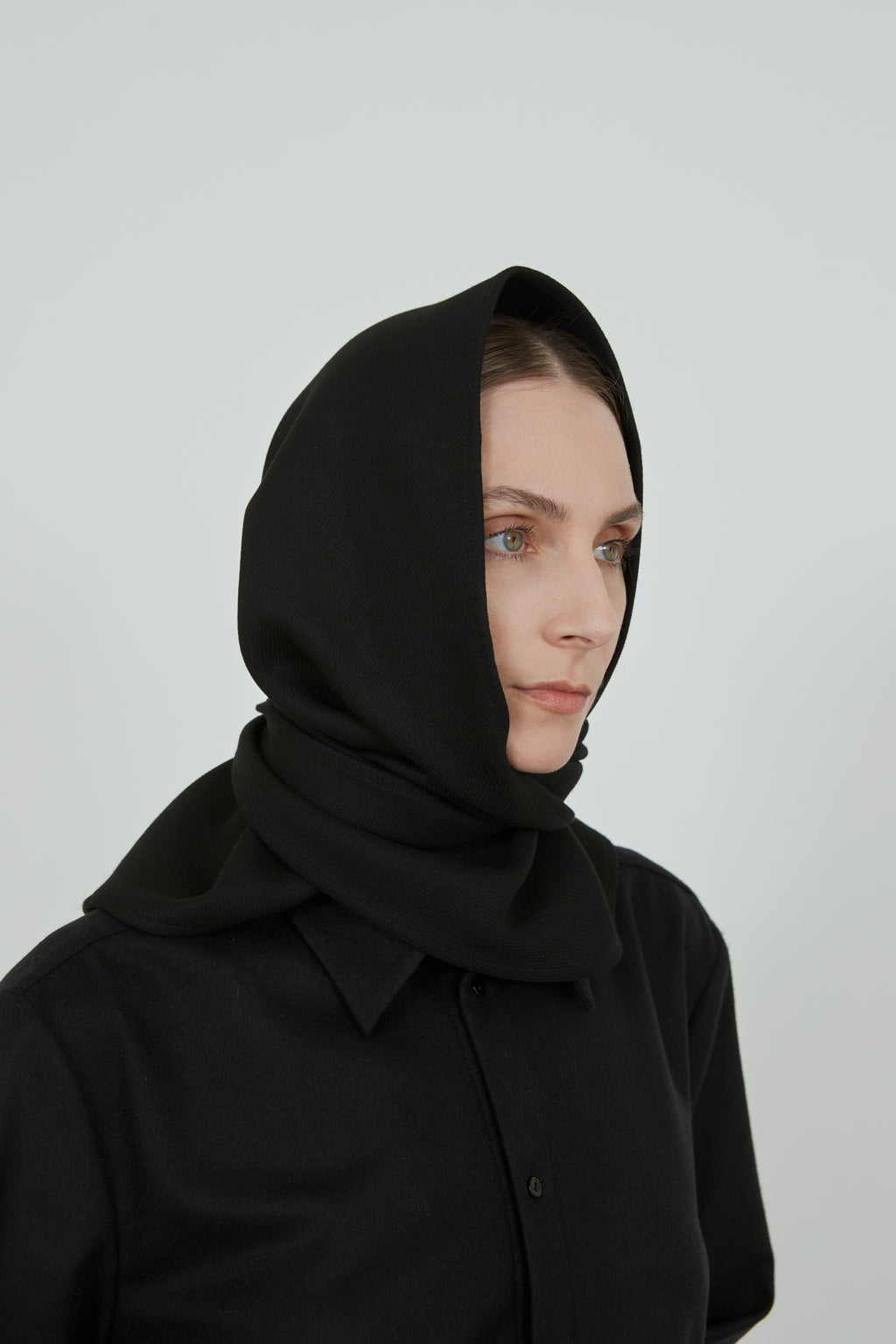Yolanda head scarf | Black - Recycled  wool