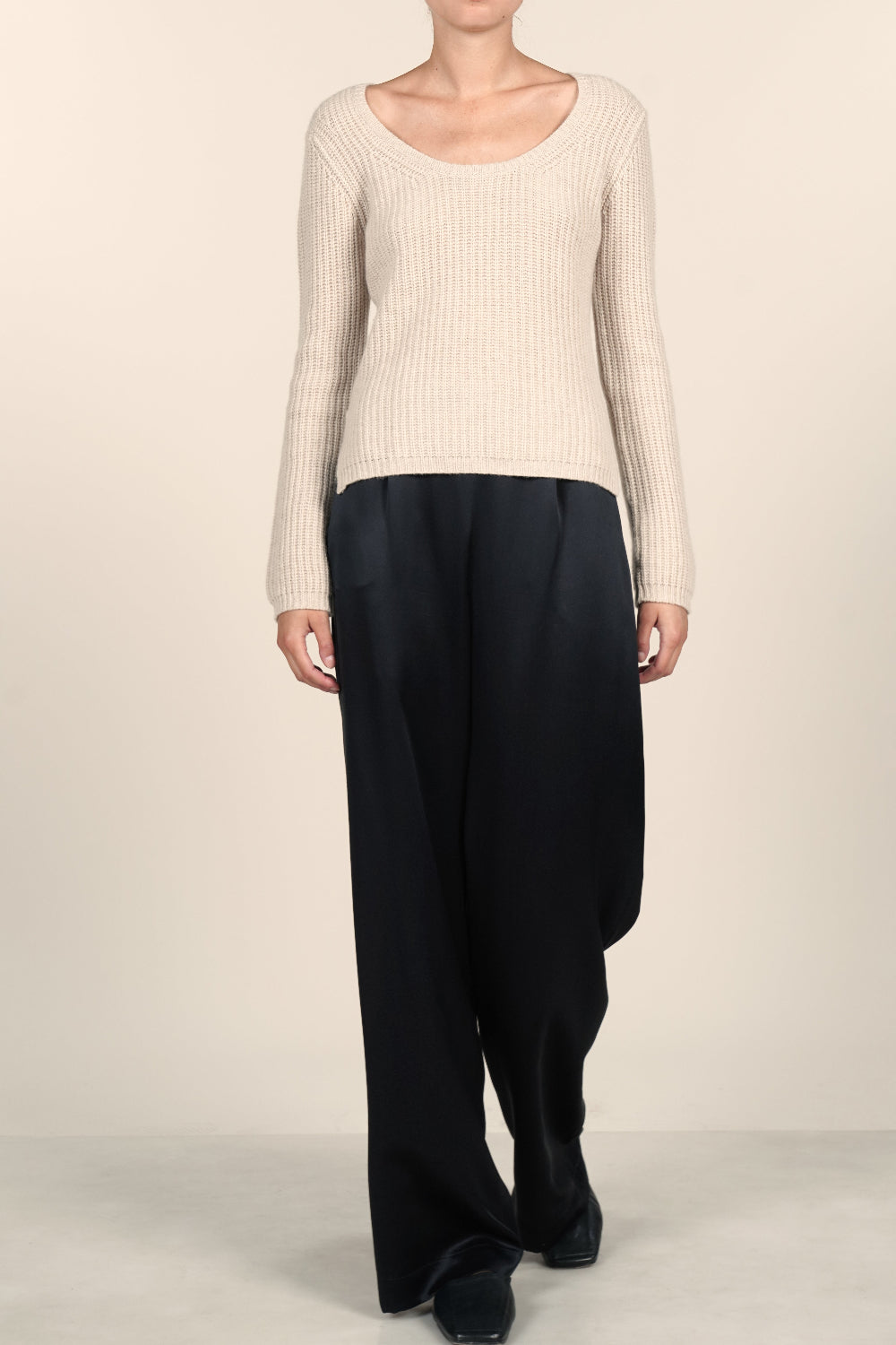 Bettina knitted sweater | Beige - Cashmere wool