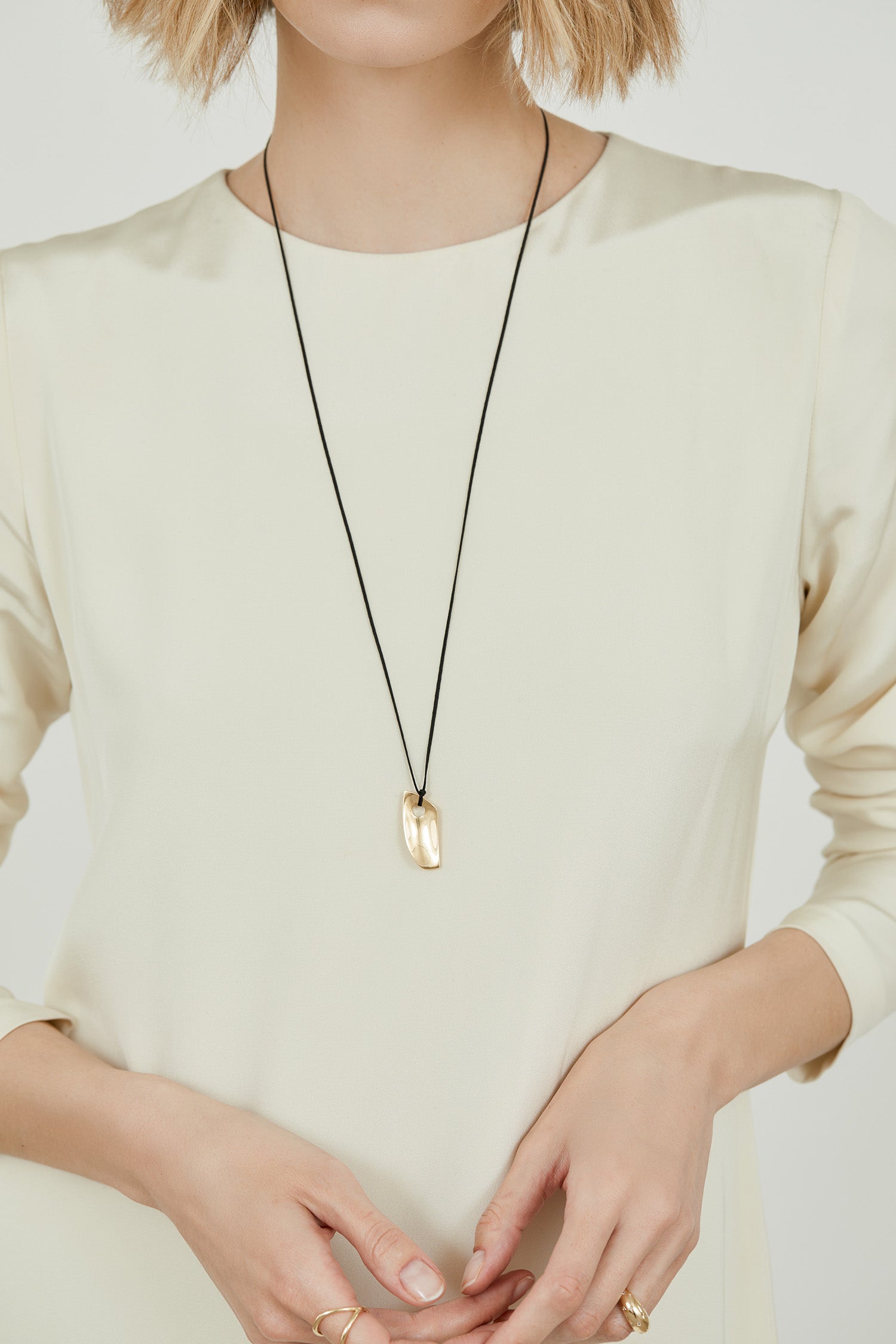 Khalo pendant | 18K gold