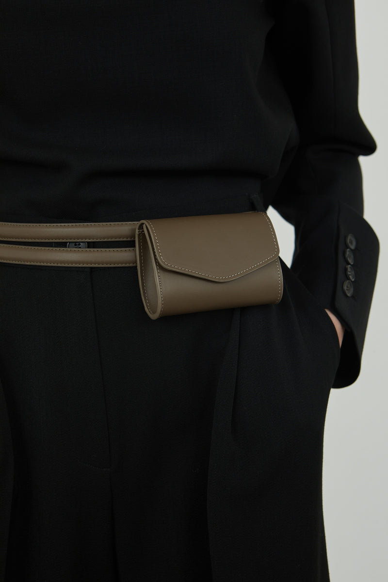 Luca wallet belt bag | Smoked moss - Leather